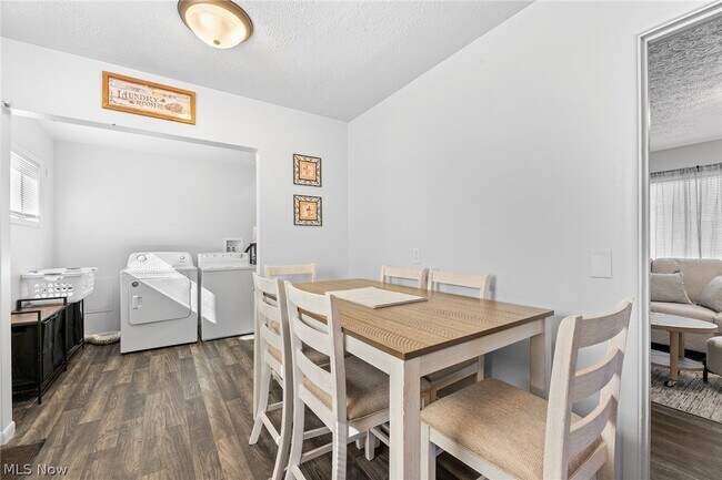 Building Photo - 2225 Martha Ave NE