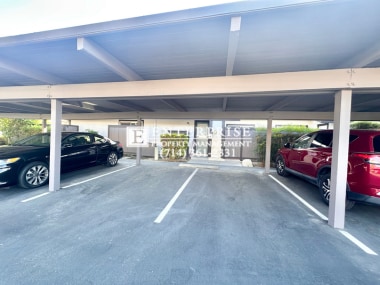 Building Photo - Luxury Living Made Easy: Your Tustin 2-Bedroom Condo Awaits with a Pool and Tennis Courts