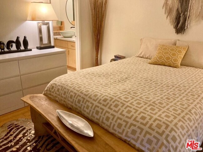 Building Photo - 7740 Redlands St