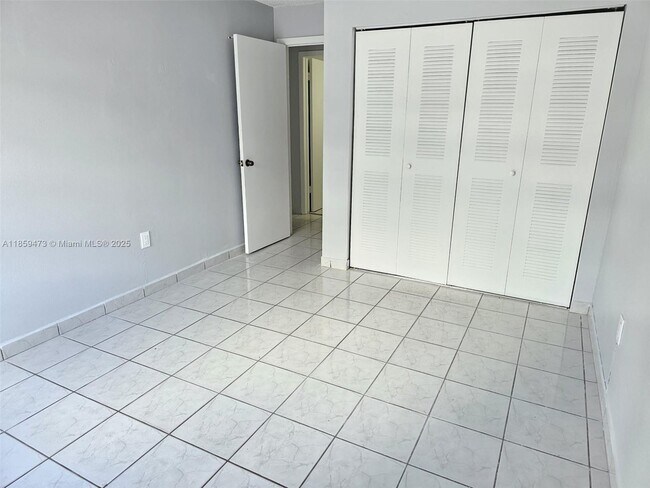Building Photo - 13700 SW 18th Terrace