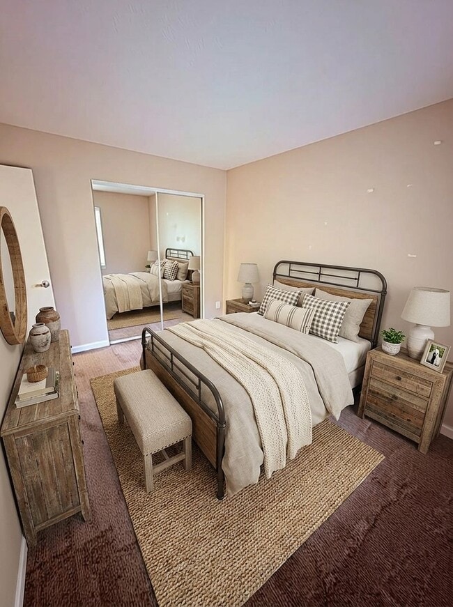 Building Photo - 5959 Vía Casitas