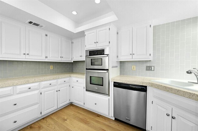 Building Photo - 6707 Troll Haven