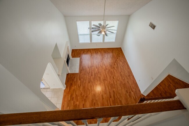 Building Photo - 4823 Zachary Ln