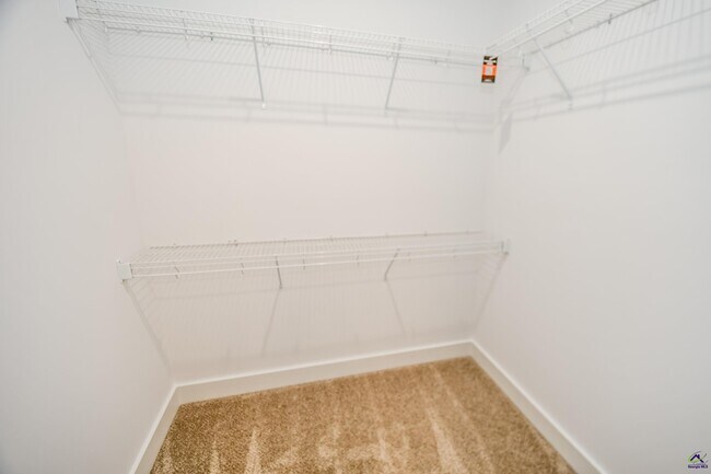 Building Photo - 114 Haven Way