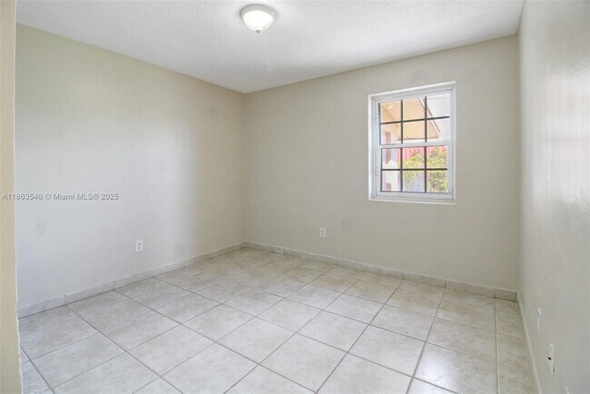 Building Photo - 11332 SW 207th Dr