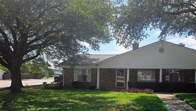 Primary Photo - 801 Livingston Dr
