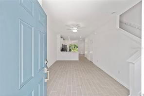 Building Photo - Stylish College Park Townhome with Dual En-Suites, Available now $1,600.