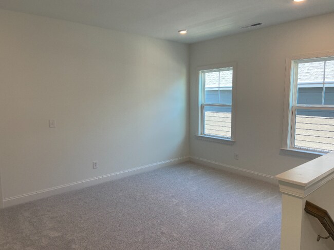 Building Photo - 1565 Goldfinch Perch Ln