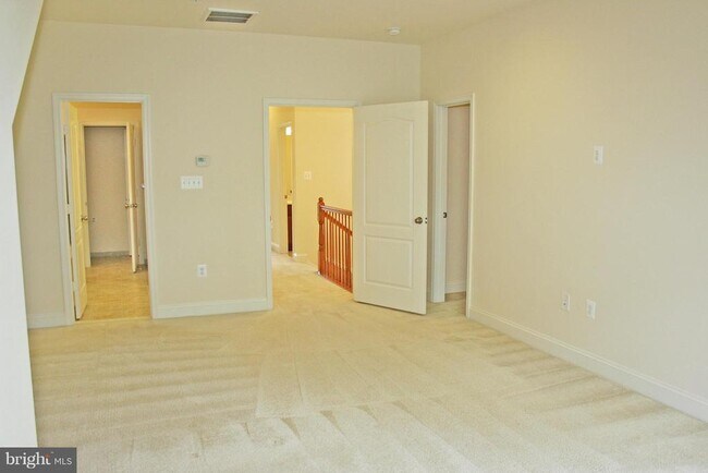 Building Photo - 12609 Horseshoe Bend Cir
