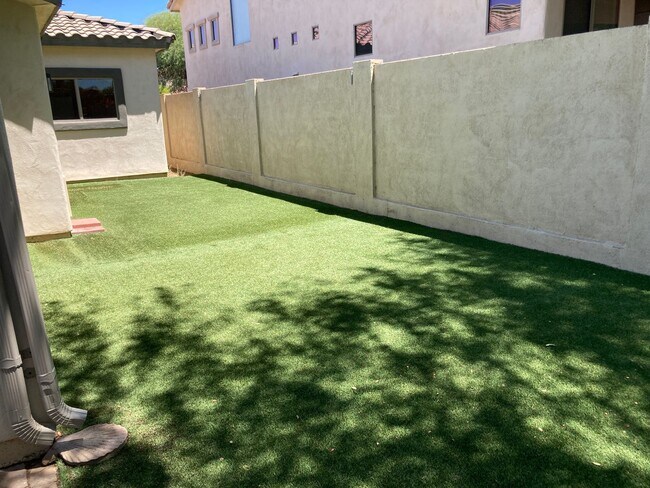 Building Photo - Spool Home on the Lake in Gated Rancho Sah...