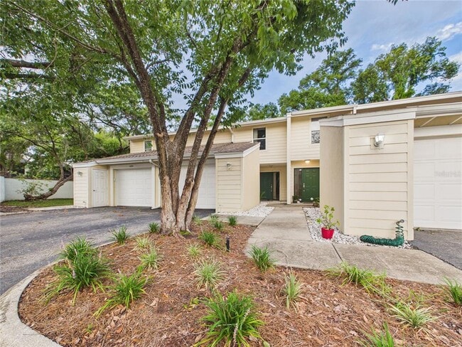Building Photo - 11239 Cedar Hollow Ln