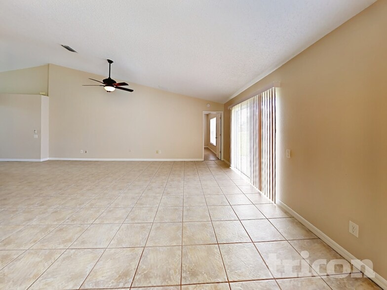 Building Photo - 10515 Walker Vista Dr