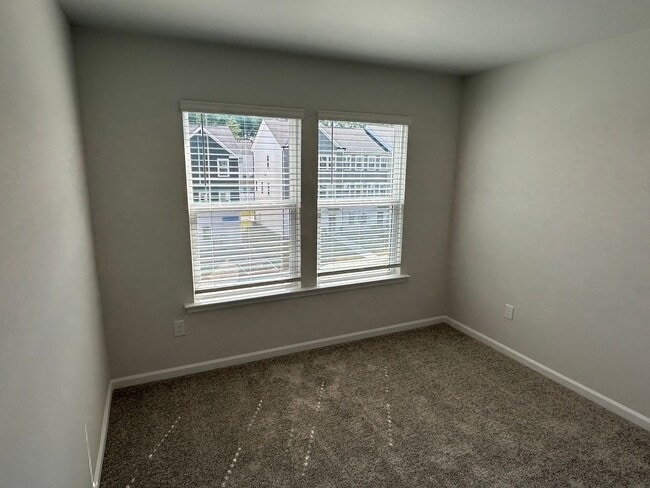Building Photo - NEW 4 bed/3.5 bath townhome for rent in Apex