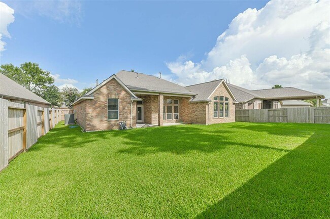 Building Photo - 13911 Desert Trace Ct
