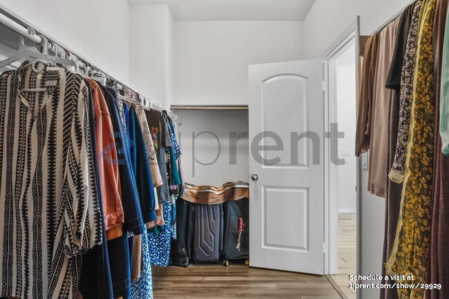 Building Photo - 2409 Via Alicante