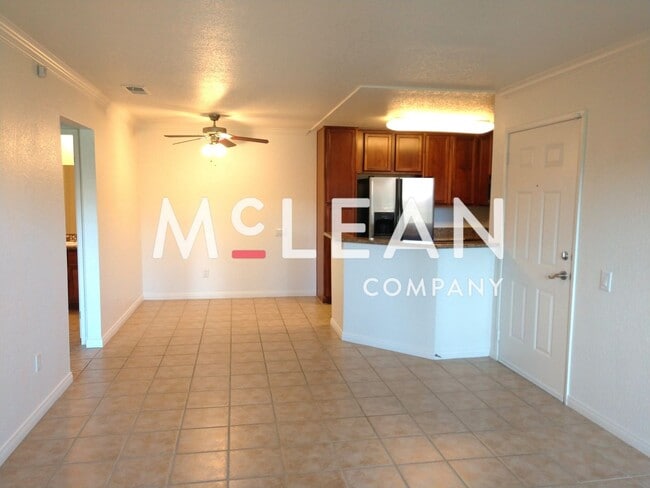 Building Photo - 78650 Ave 42