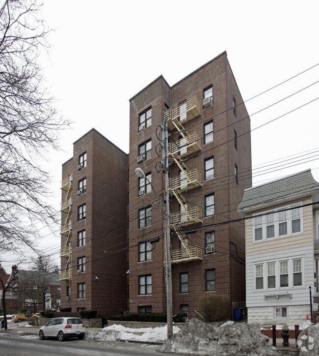 Primary Photo - 4313 Kepler Ave