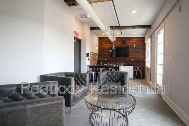 Building Photo - 515 N Washington St