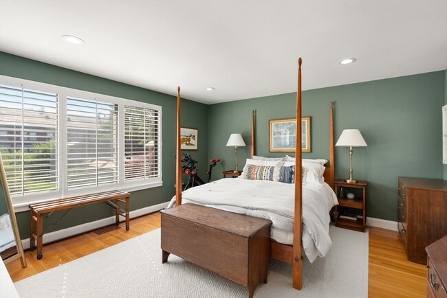 Building Photo - 37 Shipway Pl