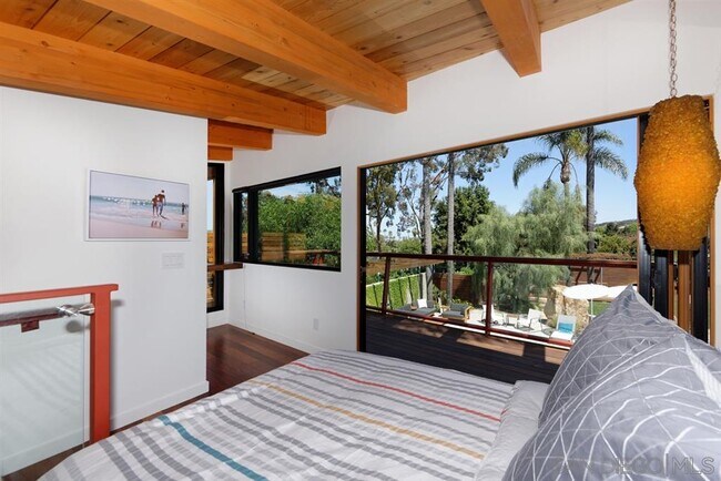 Building Photo - 2264 Paseo Dorado