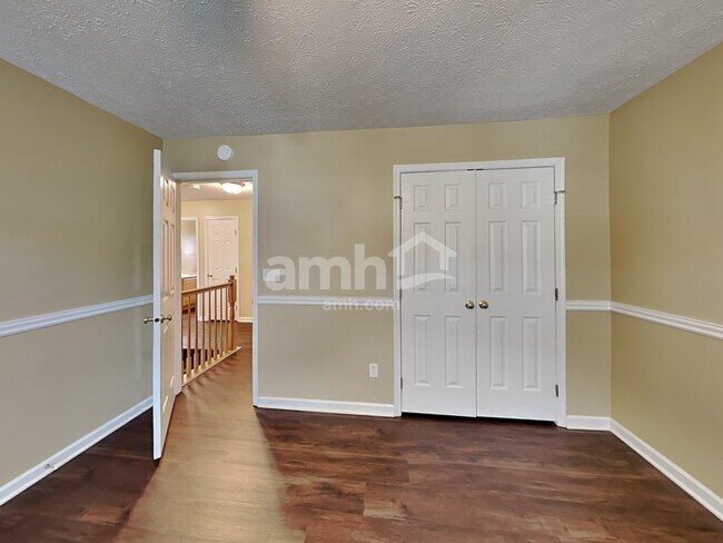 Building Photo - 453 Dakota Run