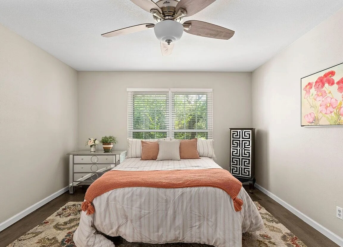 Building Photo - 13130 Blanco Rd