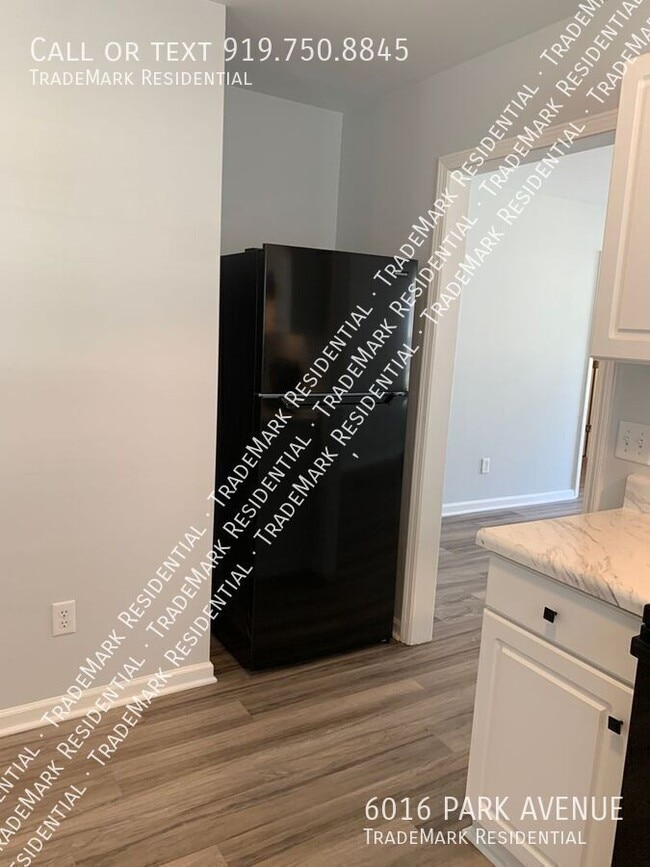 Building Photo - 6016 Park Ave