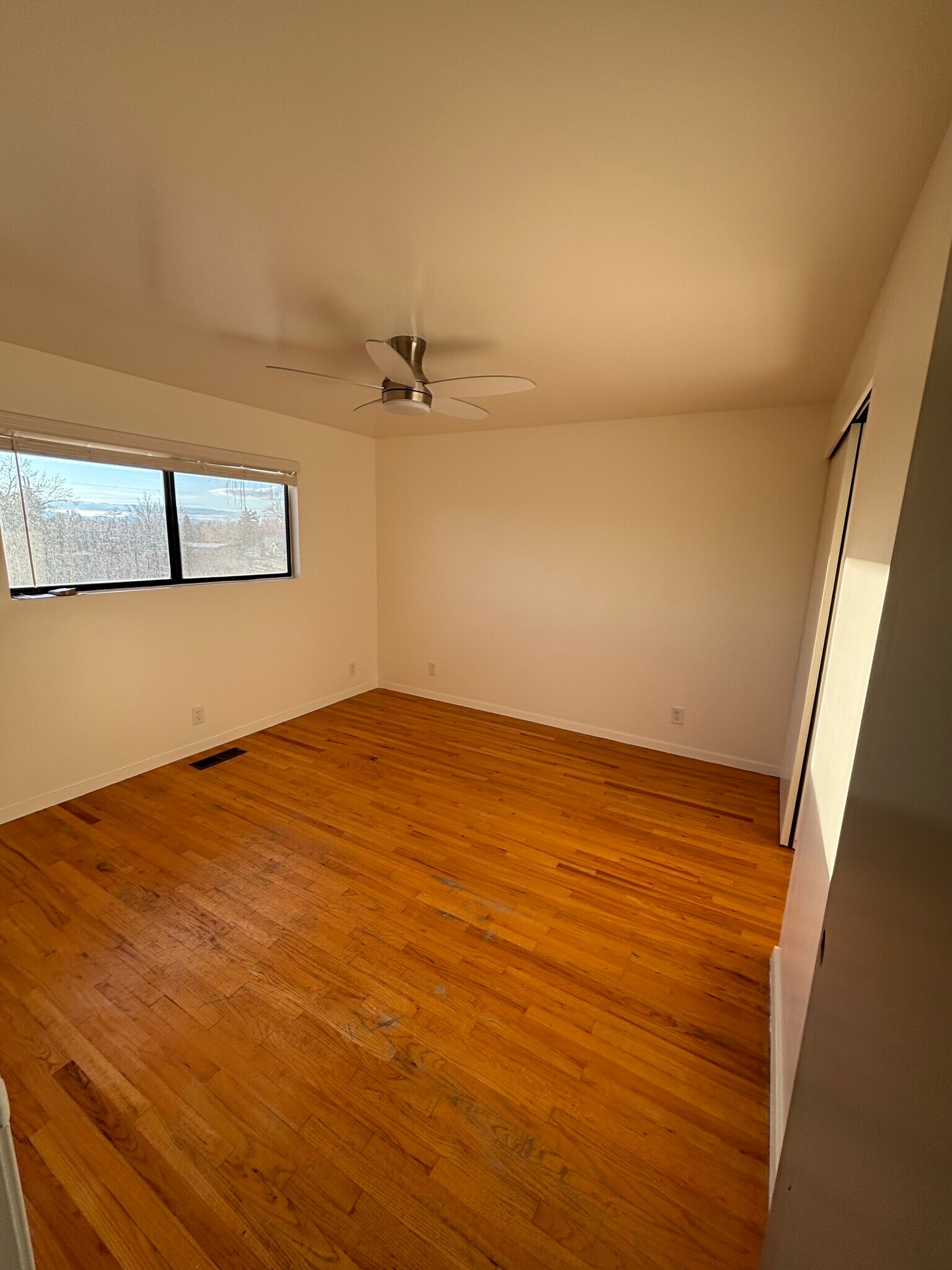 Building Photo - 579 N Highland Blvd