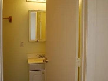 Building Photo - 4722 Depew Ave