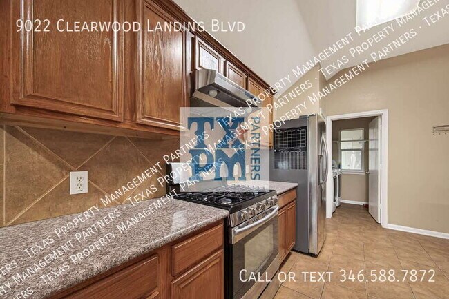 Building Photo - 9022 Clearwood Landing Blvd