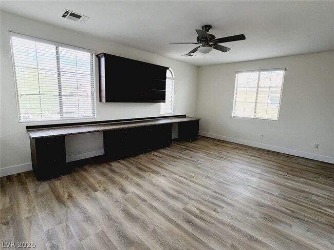 Building Photo - 7445 Calzado Dr