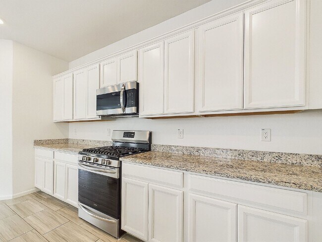 Building Photo - Kingston Place Cornor Lot Gem