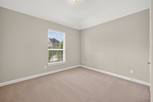 Building Photo - 4403 Tumbling Leaf Ct