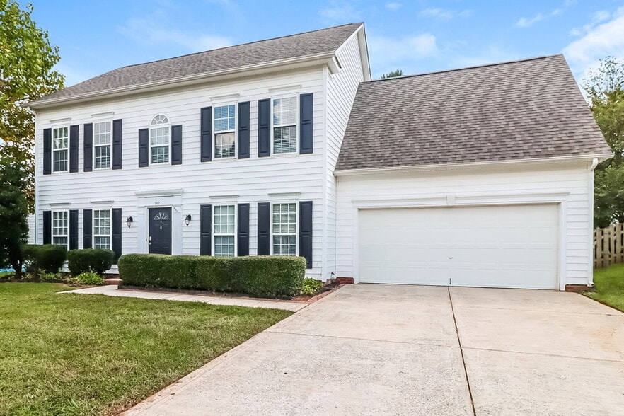 Building Photo - 2432 Acadia Ct