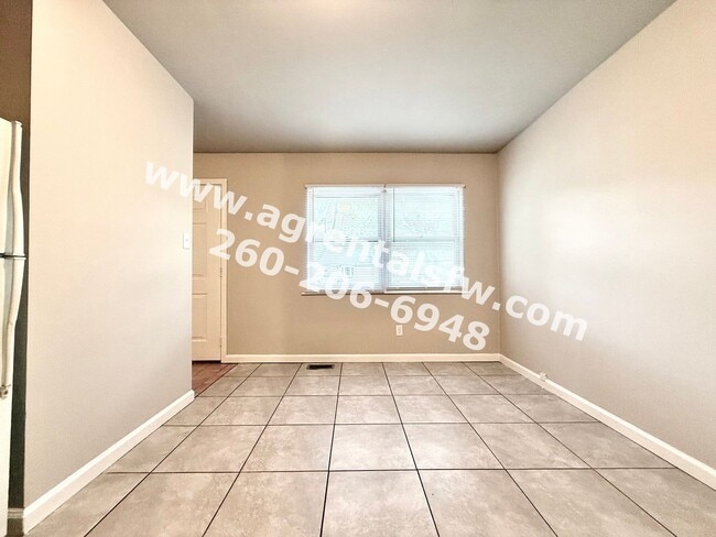 Building Photo - 3405 Dalevue Dr
