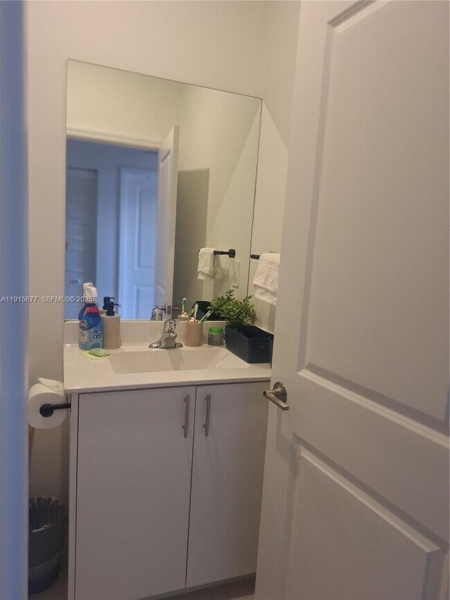 Building Photo - 11741 SW 245 Ter