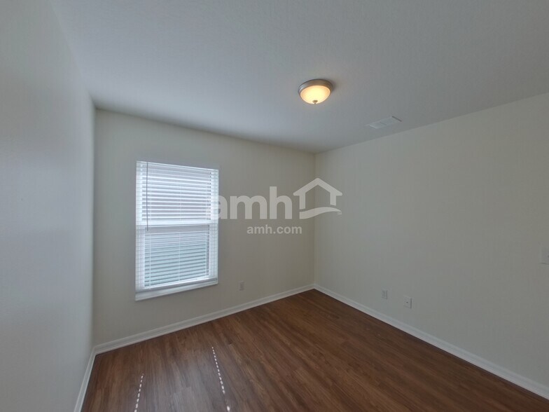 Building Photo - 14231 Gnatcatcher Terrace