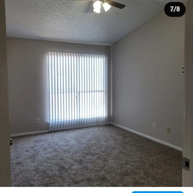 Building Photo - 12300-12300 Brookglade Cir