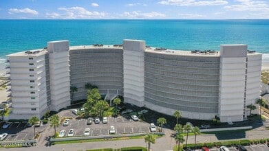 Building Photo - 1601 Ocean Dr S