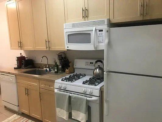 Primary Photo - 1 bedroom in New York NY 10032