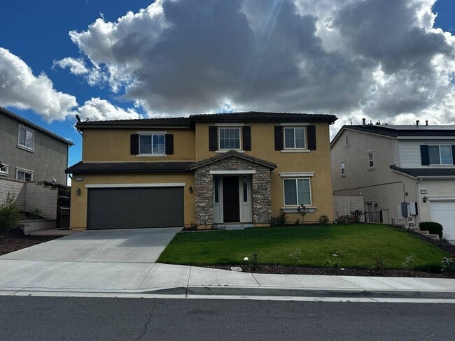 Building Photo - 1242 Bellingham Dr