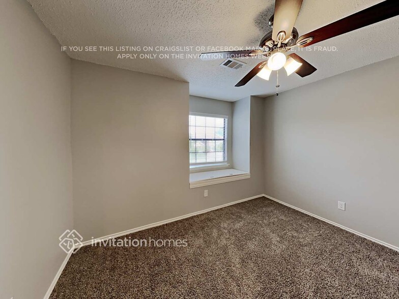 Building Photo - 2052 Wanderlust Dr