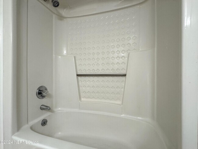 Building Photo - 6000 San Jose Blvd