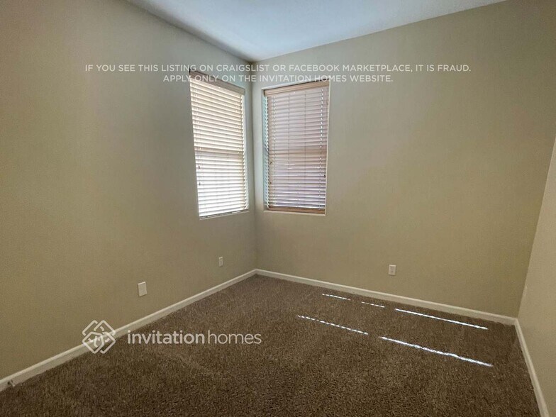 Building Photo - 8861 Brecon Way