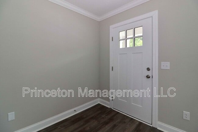 Building Photo - 3967 Newhall Dr NW