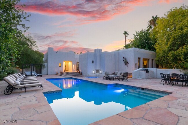Building Photo - 7330 N Rainbow Blvd