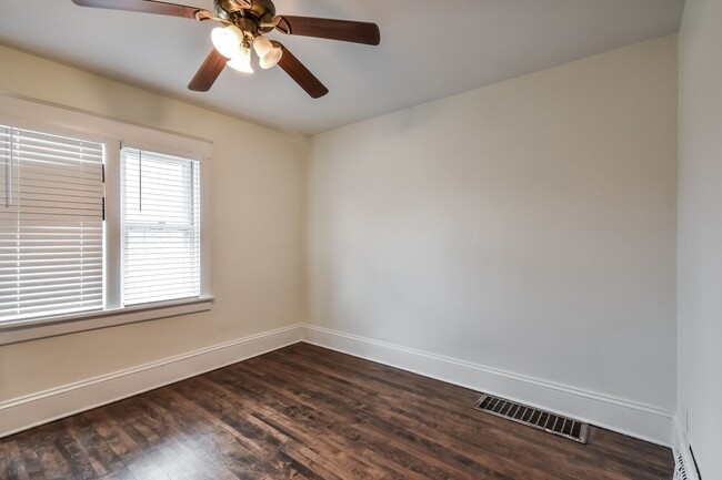 Building Photo - 3444 N Newhall St