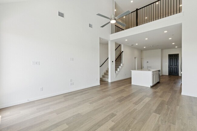 Building Photo - 3540 Pierce Ln
