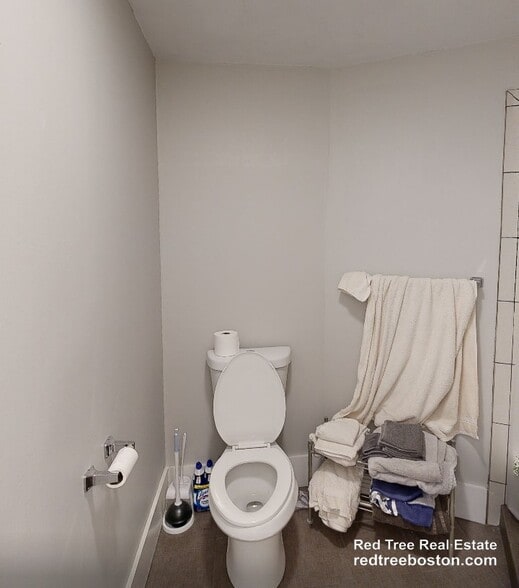 Building Photo - 34 Portsmouth St