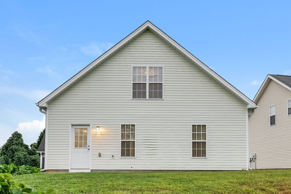 Building Photo - 1650 Sandersted Village Cir